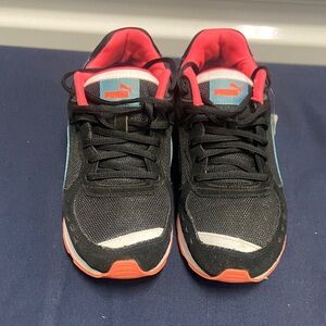Puma Kids Black and Coral Sneakers